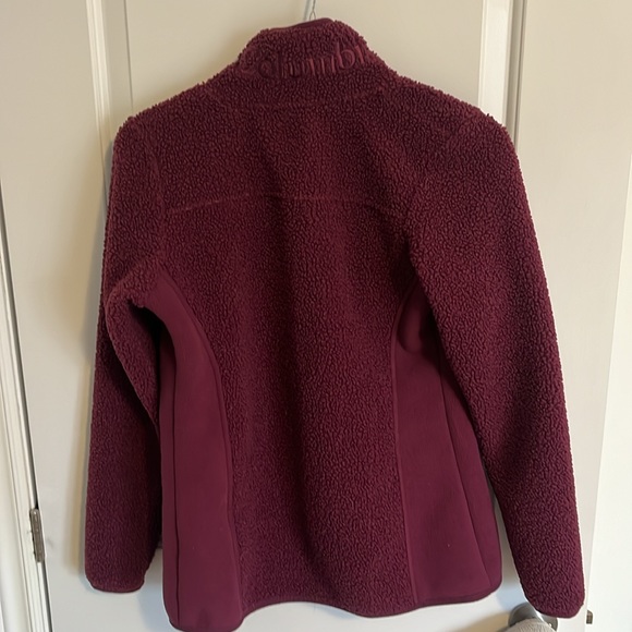 Women’s Columbia full zip - Picture 2 of 2